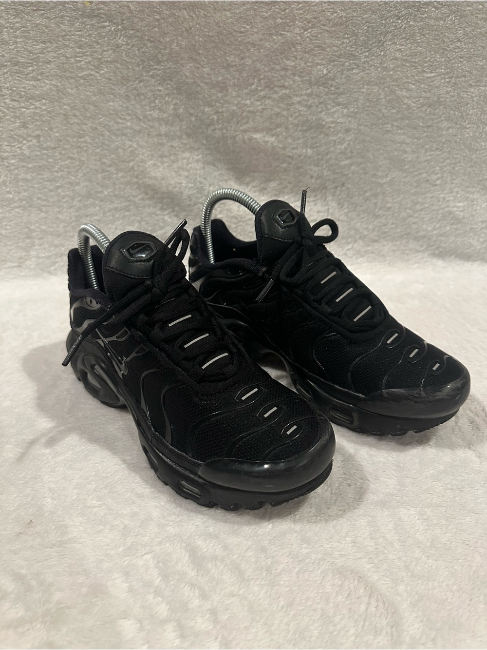 Nike Tn Youth Black Low Top Sneakers